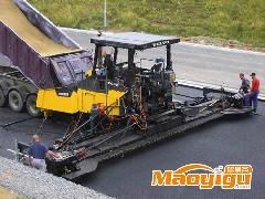 通達(dá)公路工程機(jī)械配件廠 專業(yè)設(shè)備租賃與安裝一站式服務(wù)，助力工程高效推進(jìn)